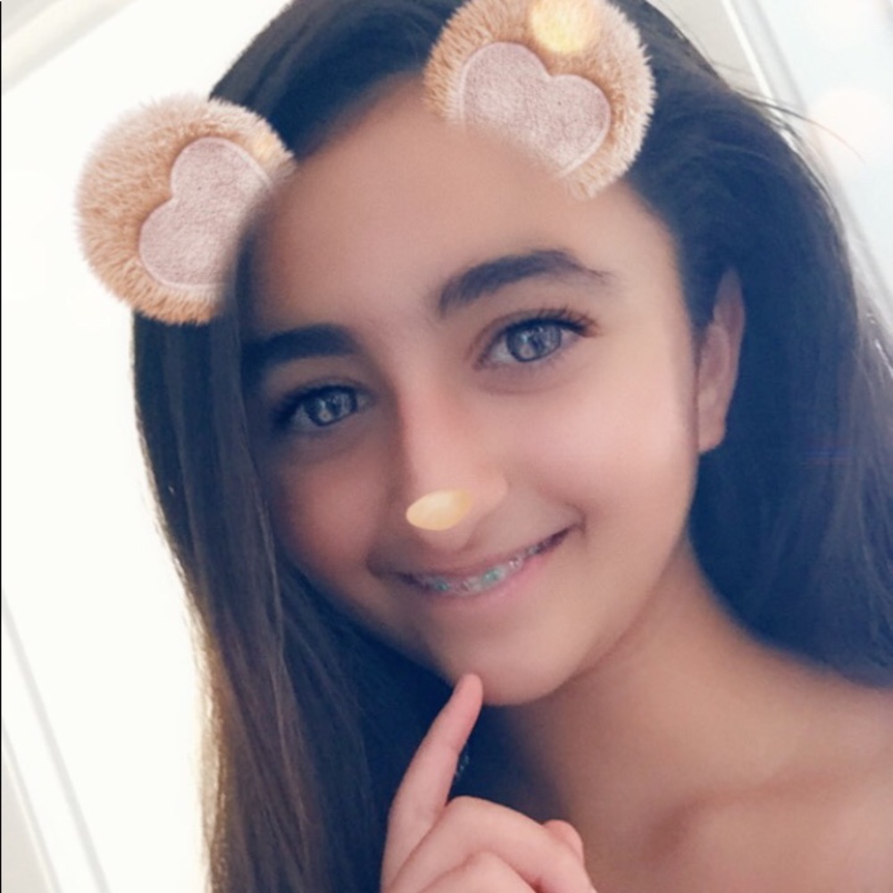 Meet your Posher, Dorsa